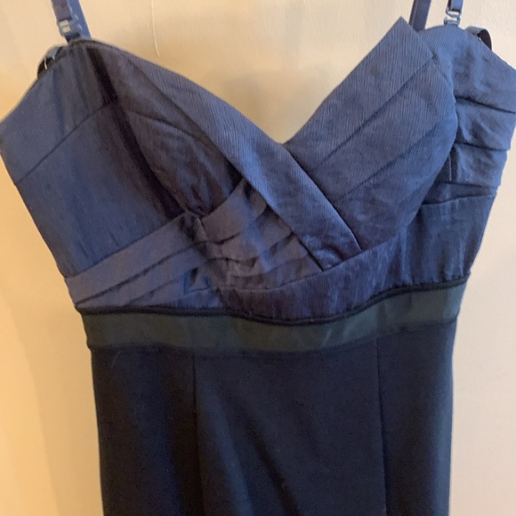 Never worn BCBG Maxazria party/ cocktail dress with basket weave top size 0 - Picture 2 of 5